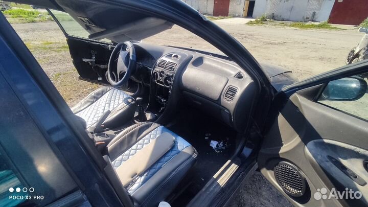 Mitsubishi carisma салон, ковролин, обшивка