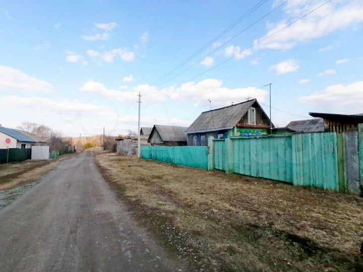 Дом 25,2 м² на участке 26 сот.