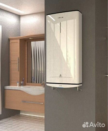 Новый накопительный водонагреватель Ariston