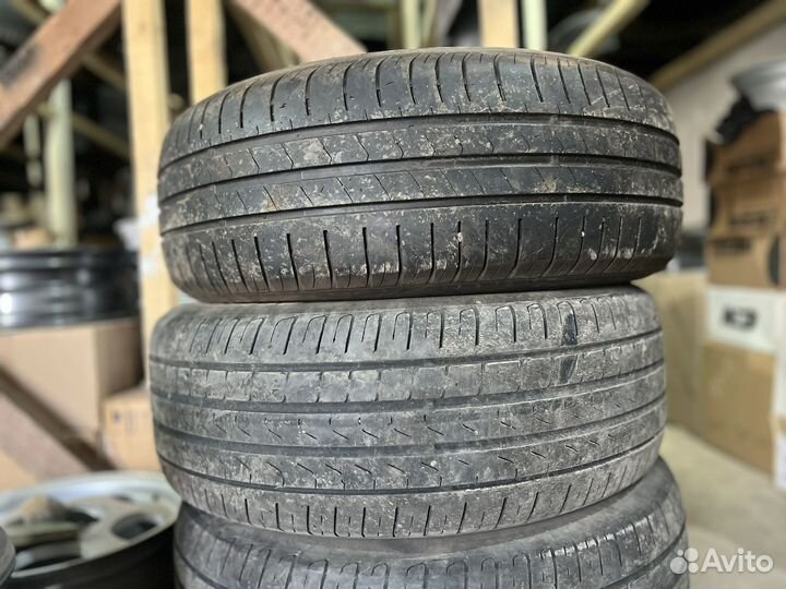 Pirelli Cinturato P7 205/60 R16