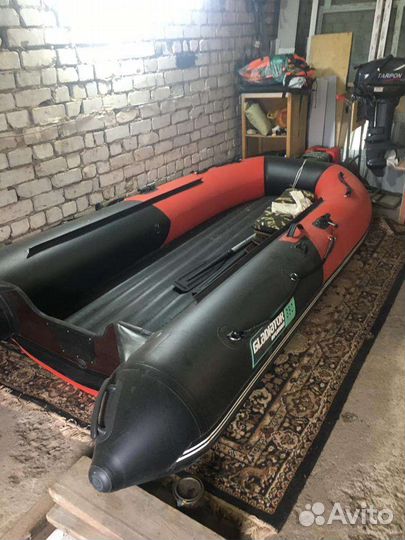 Надувная лодка Gladiator + мотор Tarpon 9.9