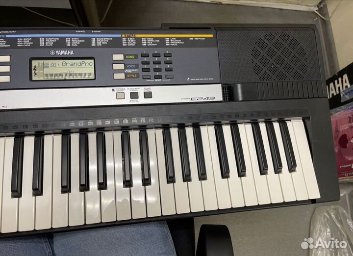 Синтезатор