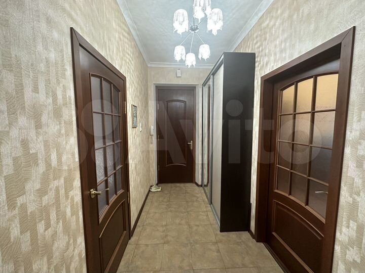 4-к. квартира, 86 м², 3/4 эт.