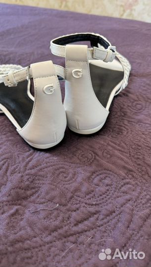 Сандалии Guess 35