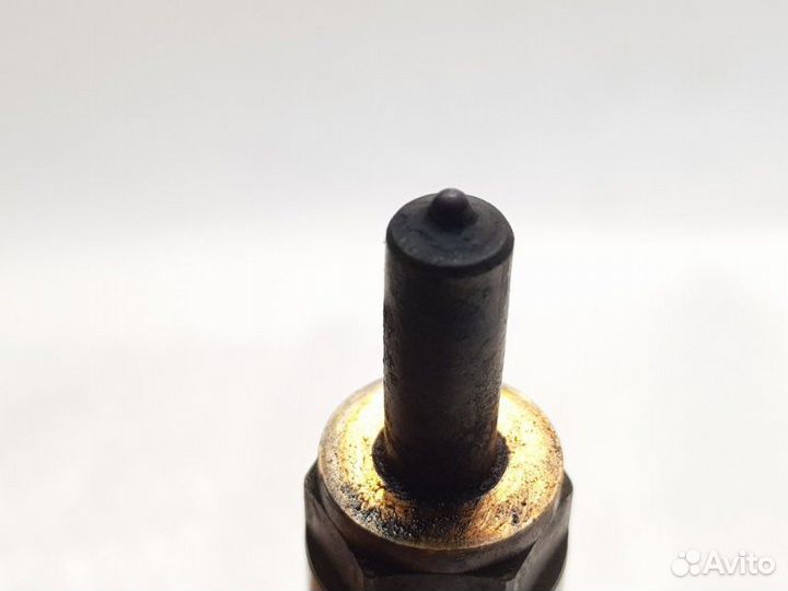 Форсунка топливная Volvo C30 D4162T 2010