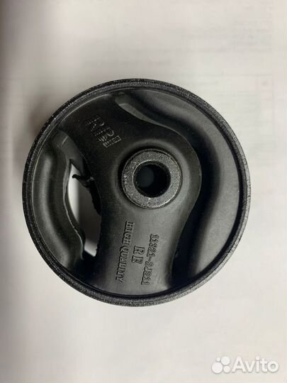 Сайлентблок подушки двигателя 113212j211