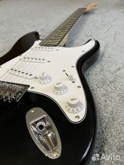 Электрогитара fender squier MM Stratocaster Black