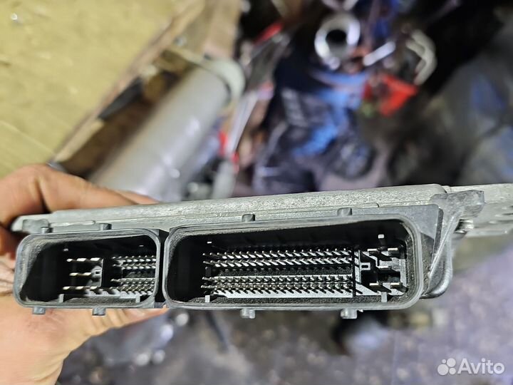 Блок управления двигателем Nissan micra