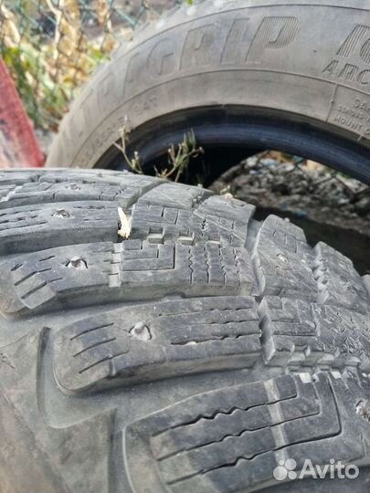 Goodyear UltraGrip Arctic 2 205/55 R16