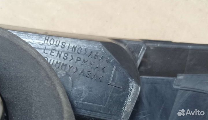 Фонарь в крышку багажника mitsubishi outlander xl