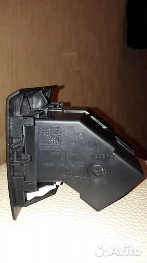 Кнопка вкл. аварийного сигнала VAG и др. запчасти