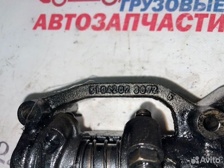 Б/У Б/У Кронштейн рокеров Запчасть в отличном