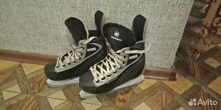 Коньки фигурные