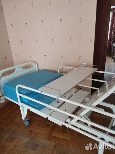 Медицинская кровать для лежачих больных бу