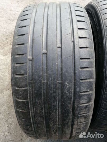 Nokian Tyres Hakka Z 255/45 R18