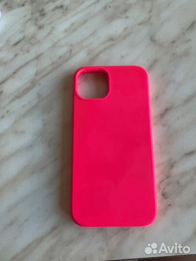 Чехол на iPhone 13