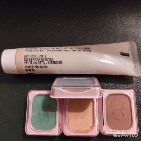 Пудра и тени для век Mary Kay