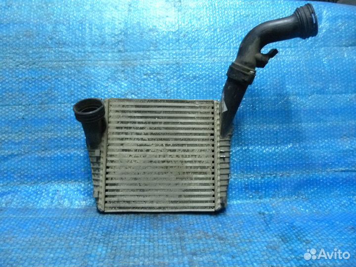 Радиатор Интеркулера volkswagen touareg