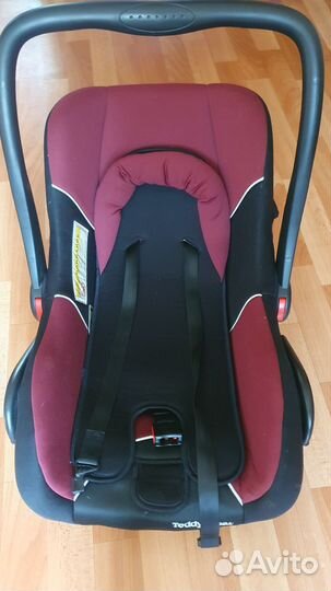 Автомобильное кресло