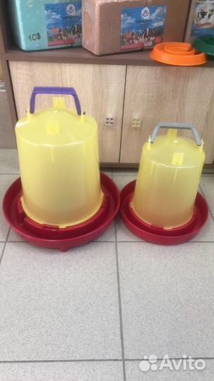 Кормушки и поилки для птиц