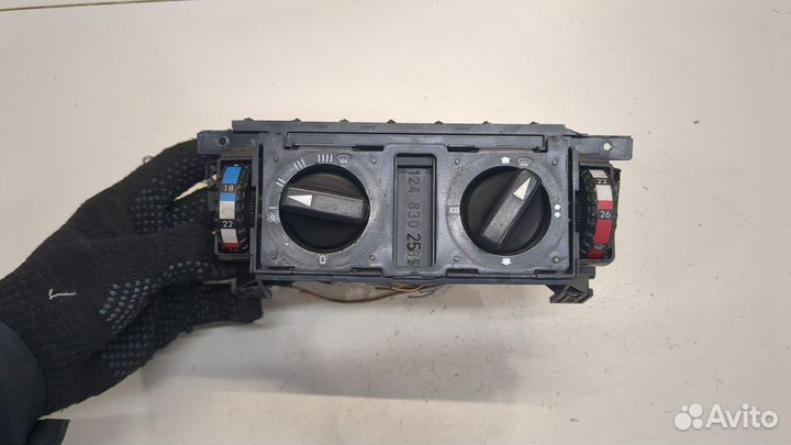 Переключатель отопителя Mercedes 124 E, 1994