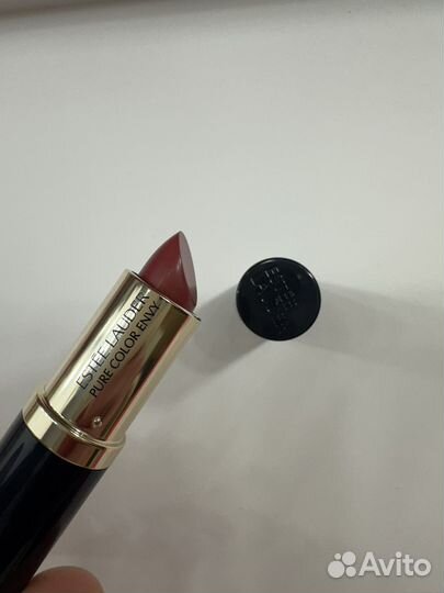 Estee lauder помада