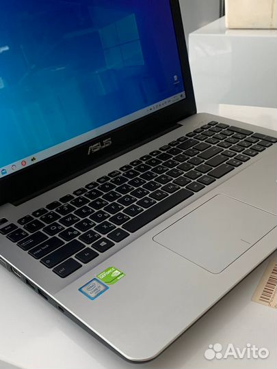 Ноутбук asus X555U идеальный