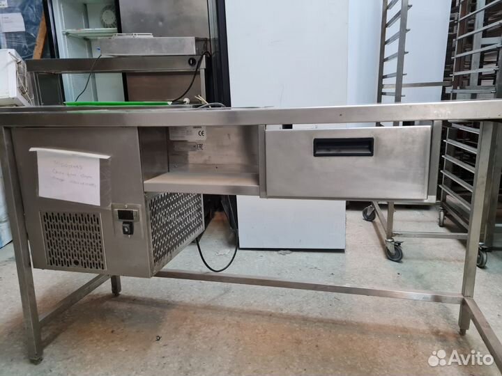 Холодильный стол