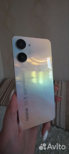 Мобильные телефоны бу realme 10