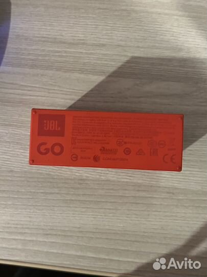 Портативная колонка jbl