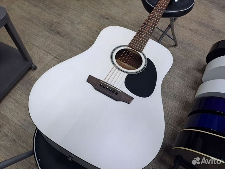 Гитара акустическая белая JET JD-257