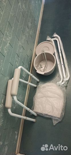 Санитарный стул туалет