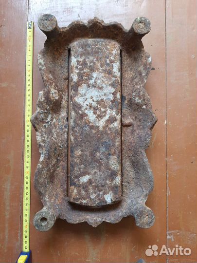 Утюг на подставке