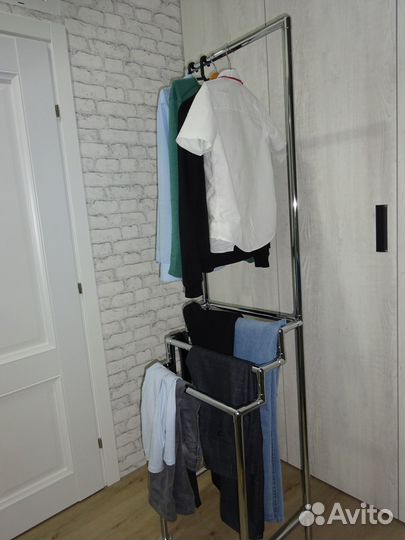 Вешалка для одежды напольная