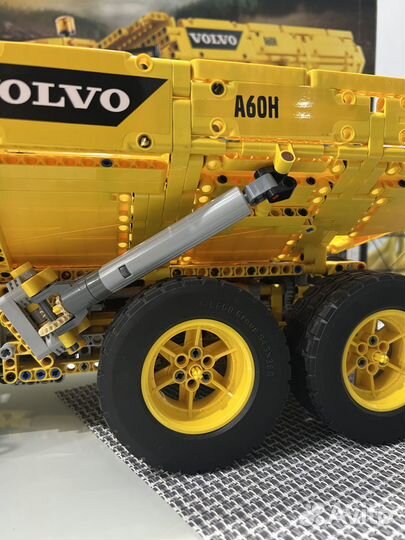 Lego Technic 42114 Самосвал Volvo 6х6
