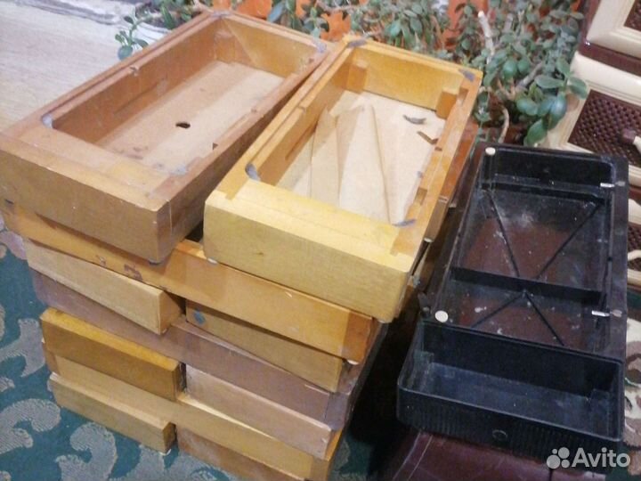 Поддон для швейной машины