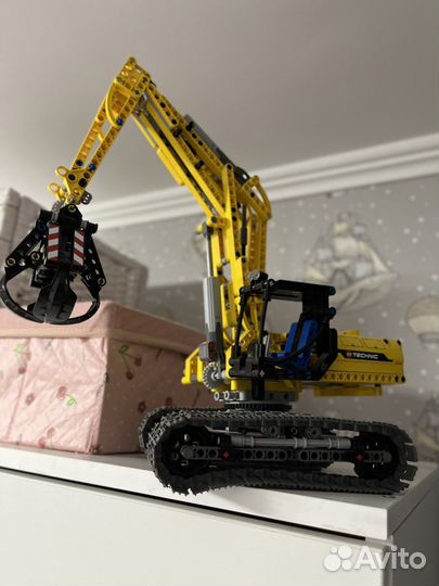 Lego Technic Экскаватор