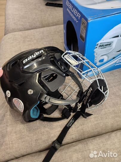 Шлем хоккейный детский bauer с решеткой
