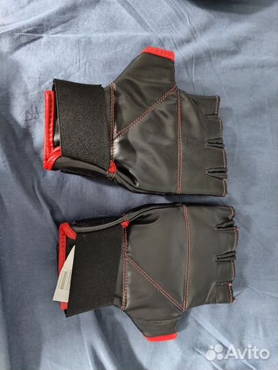 Перчатки для мма от Demix