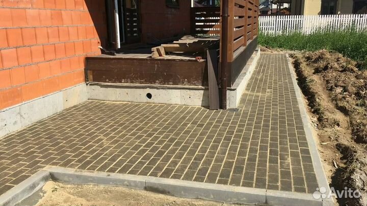 Строительная бригада. Фундамент / Кровля