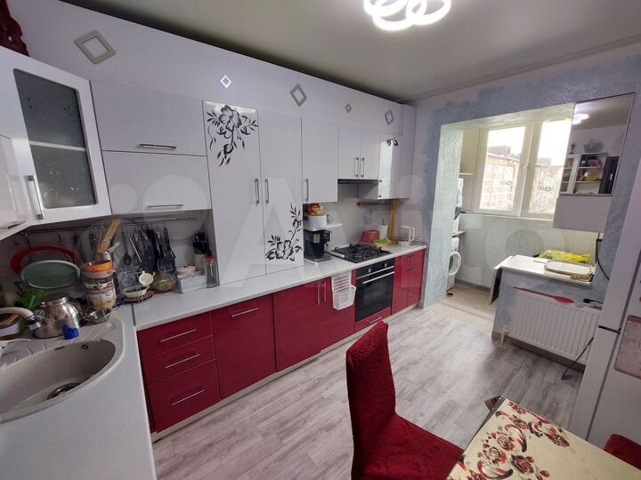 3-к. квартира, 70 м², 3/4 эт.