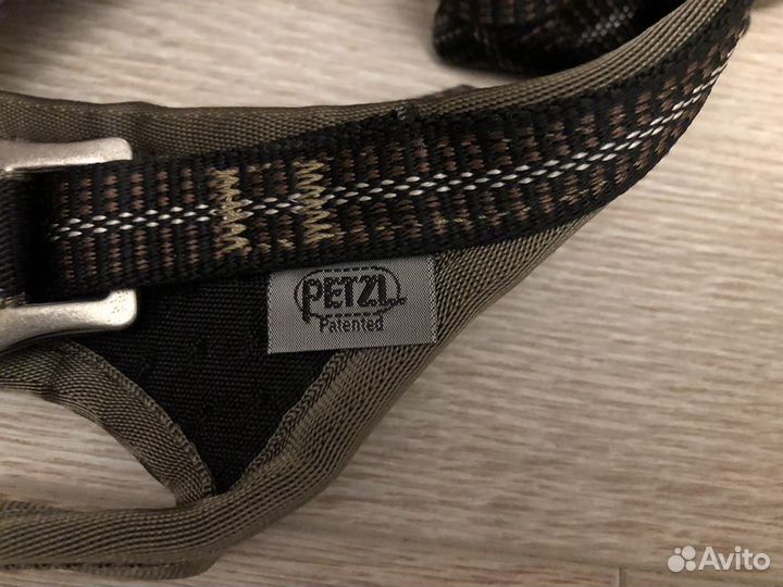 Страховочная система Petzl Calidris
