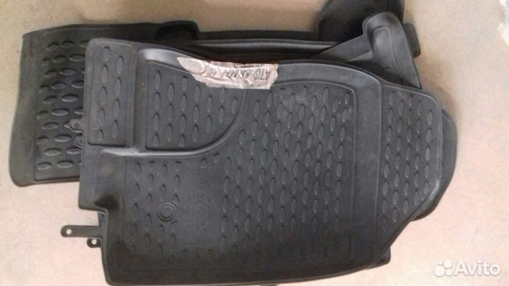 Коврики в салон Nissan Pathfinder