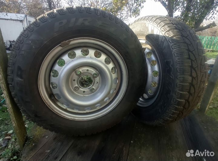 Pirelli Winter Carving 175/70 R13 82T