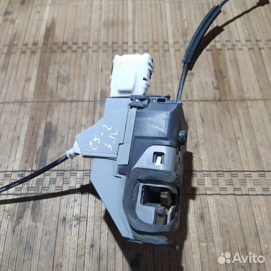 Замок боковой двери задний левый Citroen C5-2 X7