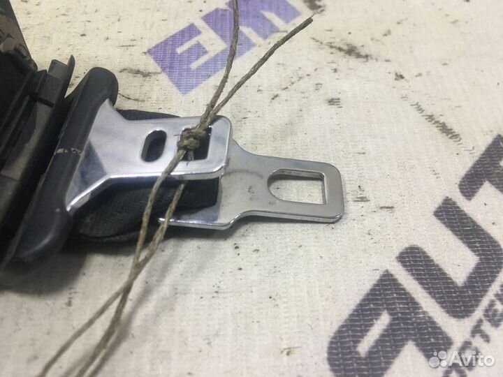 Ремень безопасности задний центральный Лада Калина