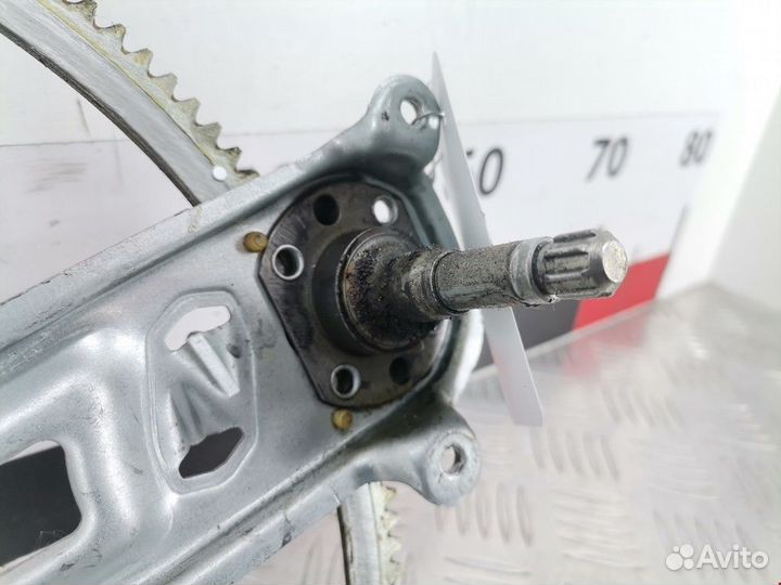 Стеклоподъемник Opel Zafira (A) 1999 90579503