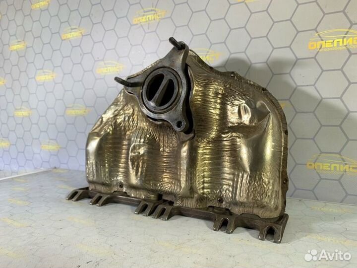 Коллектор выпускной Mercedes Cla 45 Amg 117 133