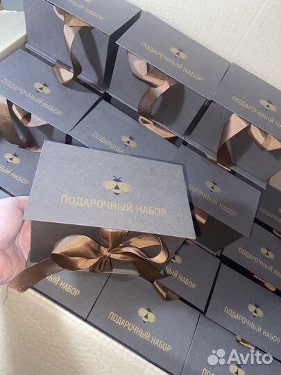 Подарочные коробки оптом