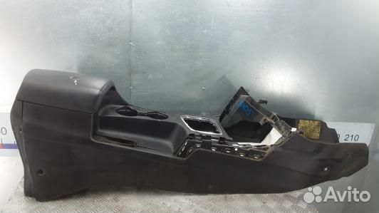 Подлокотник центральный KIA CEE'D 2 (JD) (5AD05IX01)